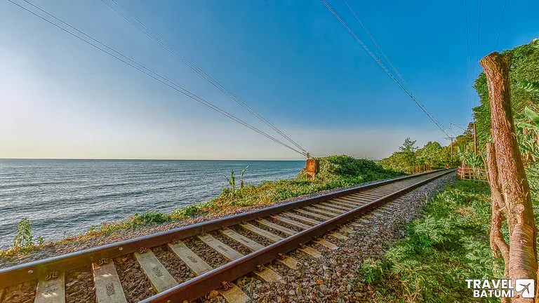 Batumi - Kobuleti railway line in Tsikhisdziri