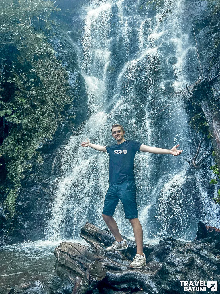 Mirveti waterfall